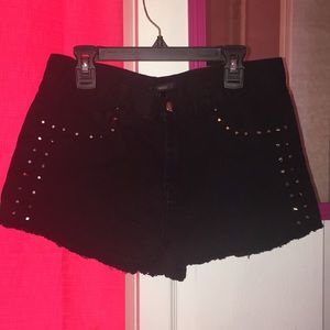 Black high waisted shorts!